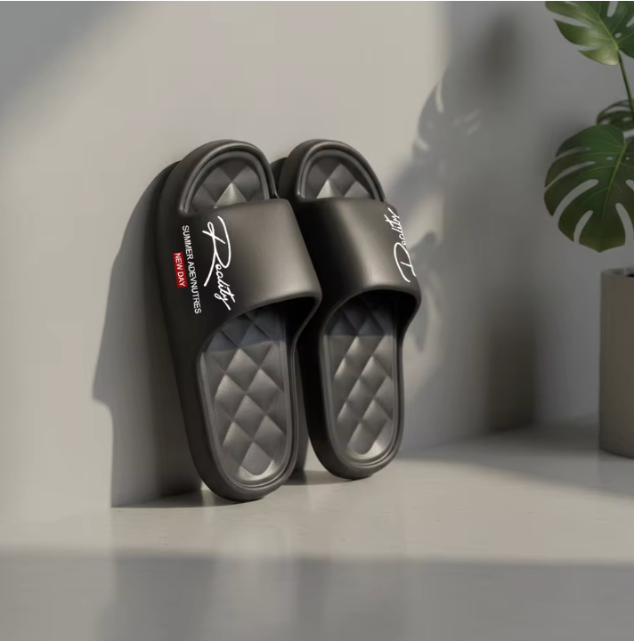 Summer innovative design EVA men's shoes, soft and lightweight home slippers, suitable for indoor and outdoor leisure activities